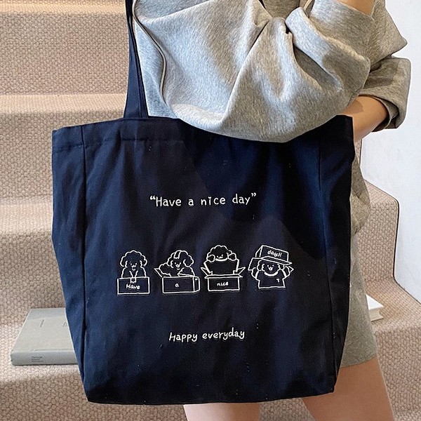 New casual canvas bag, large capacity, cute student embroidered outdoor handbag, lightweight and trendy single-shoulder bag details Picture