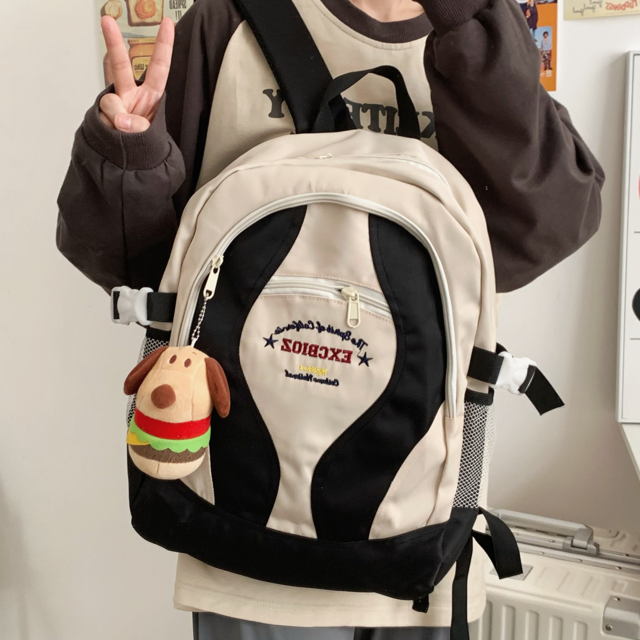 Hong Kong-style retro student schoolbags with contrasting colors, high school and junior high school students' backpacks, and large-capacity college students' computer backpacks full figure