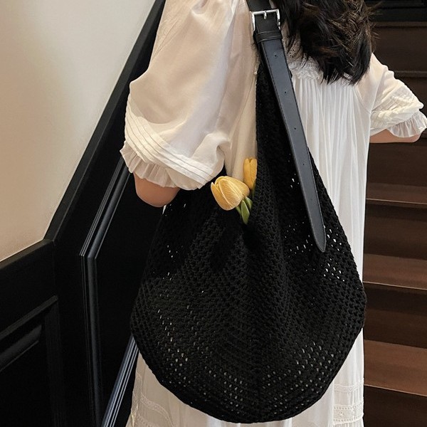 Women's casual large-capacity single-shoulder woven bag, new Spring/Summer 2025 hollowed-out tote bag, beach vacation bag for women details Picture