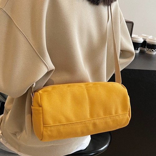 Fashionable new single-shoulder bag, lightweight and versatile bucket bag, solid color large-capacity women's single-shoulder bag, casual crossbody bag Specification drawing