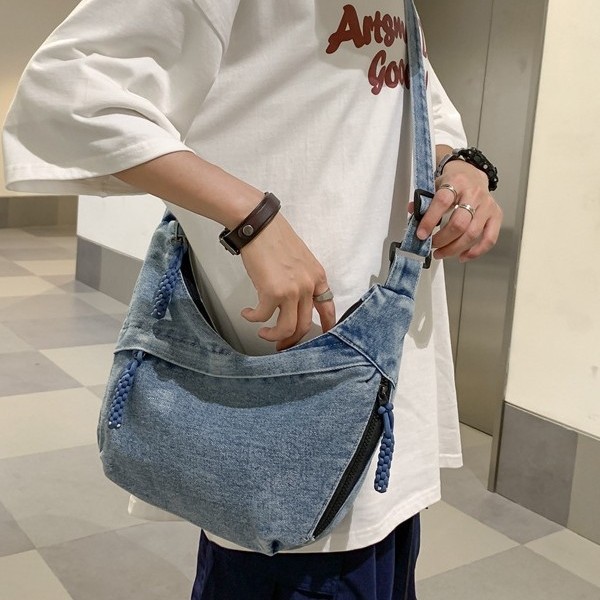 Canvas dumpling crossbody bag for girls, summer 2025 new Korean version, large capacity single-shoulder bag for student commuting Specification drawing