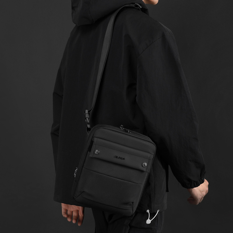 WEPOWER's new men's hand-held shoulder bag, large-capacity crossbody men's bag, business travel waterproof crossbody bag details Picture