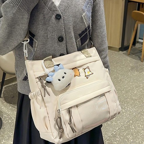 Large-capacity school-style hot girl bag 2024 new style, fresh and cute 2D cute pain bag, soft girl single-shoulder bag Application Scenario