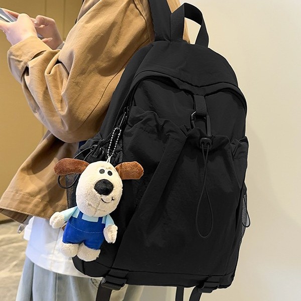 The new autumn and winter color-blocking backpack with a school style and large capacity design is an outdoor sports backpack suitable for both men and women Specification drawing