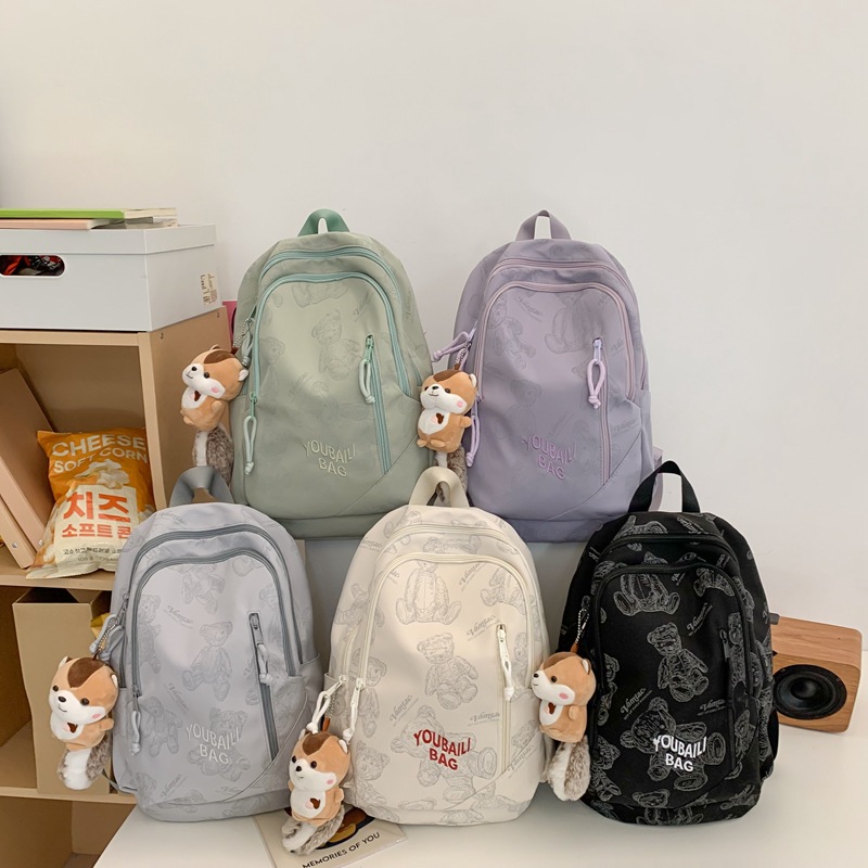 Cross-border bear print schoolbag for junior high school girls and senior high school students, high appearance level, niche design sense, lightweight backpack for female students full figure