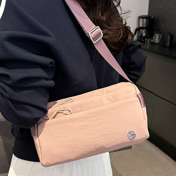 Water-resistant multi-layer fabric bag for women 2025 new style fashionable and versatile single-shoulder bag, simple, light and elegant crossbody bag full figure