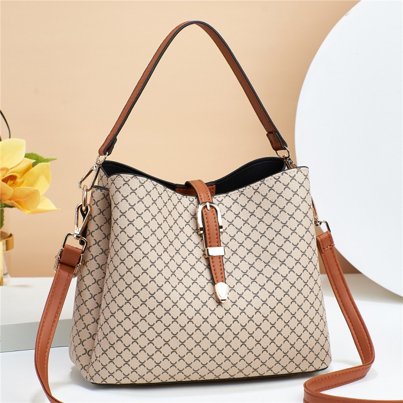 New large-capacity bucket bag for women, wholesale of cross-border trendy and fashionable single-shoulder crossbody handbags for foreign trade live streaming full figure