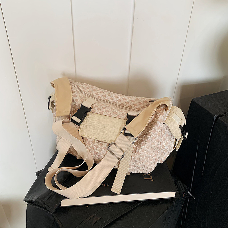 Korean style Instagram trendy casual dumpling bag for autumn and winter, portable and versatile for short trips, single-shoulder bag, 2024 fashionable women's bag Specification drawing