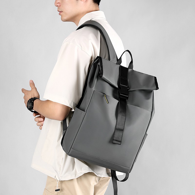 Color-blocking, fashionable and trendy men's backpack for work and commuting, computer backpack, sporty style, large-capacity student schoolbag Application Scenario