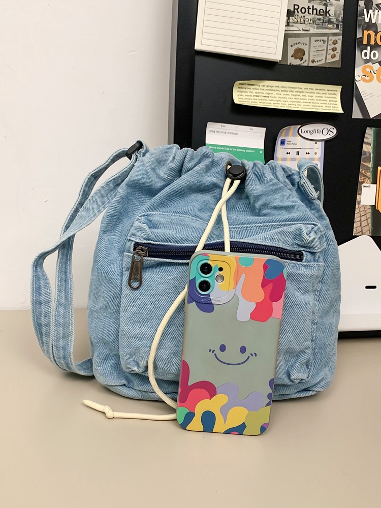 Washed denim canvas bag for women, 2024 new style single-shoulder bag, drawstring drawstring bucket bag, student crossbody bag, small backpack Application Scenario
