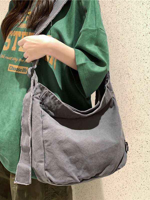 Japanese-style casual canvas bag for women, washed and aged, with unique frilled edges, crossbody bag, large-capacity artistic single-shoulder bag, tote bag Specification drawing