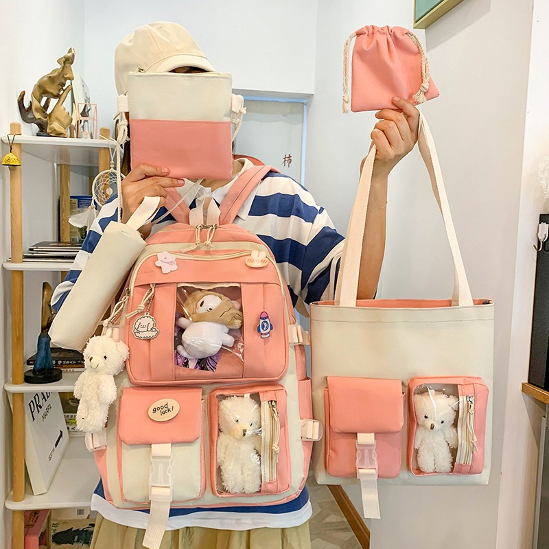 Korean style cute and versatile color-blocked canvas backpacks, 2022 new campus style color-blocking primary school students wholesale Application Scenario