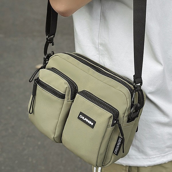 Japanese versatile crossbody bag for women, casual and simple single-shoulder bag, trendy brand lightweight sports phone bag, personalized small backpack for men Specification drawing