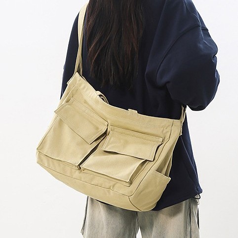 Workwear-style single-shoulder crossbody bag, men's and women's ins canvas bag, student class bag, street large-capacity artistic casual bag full figure