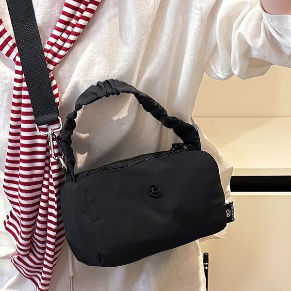 2025 New fashionable and niche design Oxford cloth dumpling bag, versatile crescent bag, hand-carry casual single-shoulder crossbody bag Specification drawing