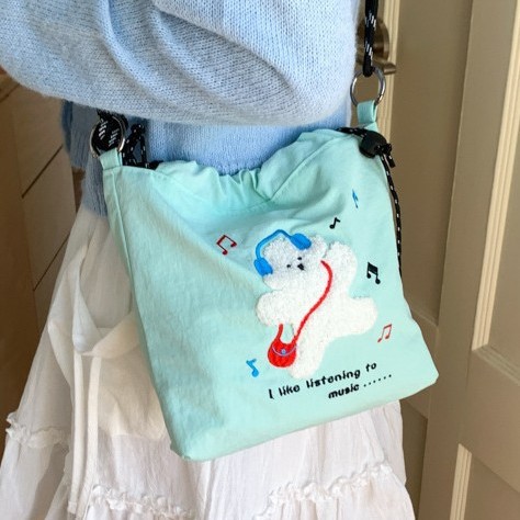 Embroidered cartoon canvas bag, bucket bag, summer phone bag, women's bag, 2025 new versatile single-shoulder crossbody bag, trendy full figure