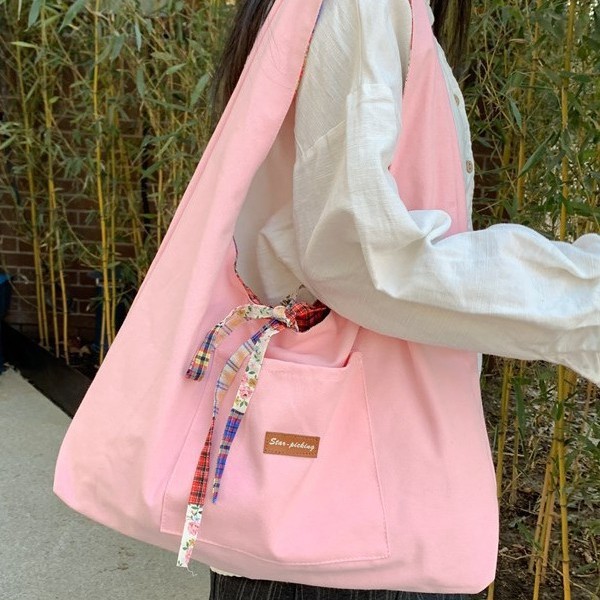 A new 2025 vintage ethnic style single-shoulder crossbody bag with color-blocking and double-sided Bohemian fabric Specification drawing