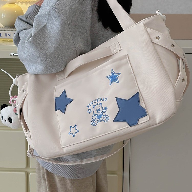 Korean style outdoor handbag, cute little bear, lightweight and large-capacity handbag, fresh travel bag, sports bag Specification drawing