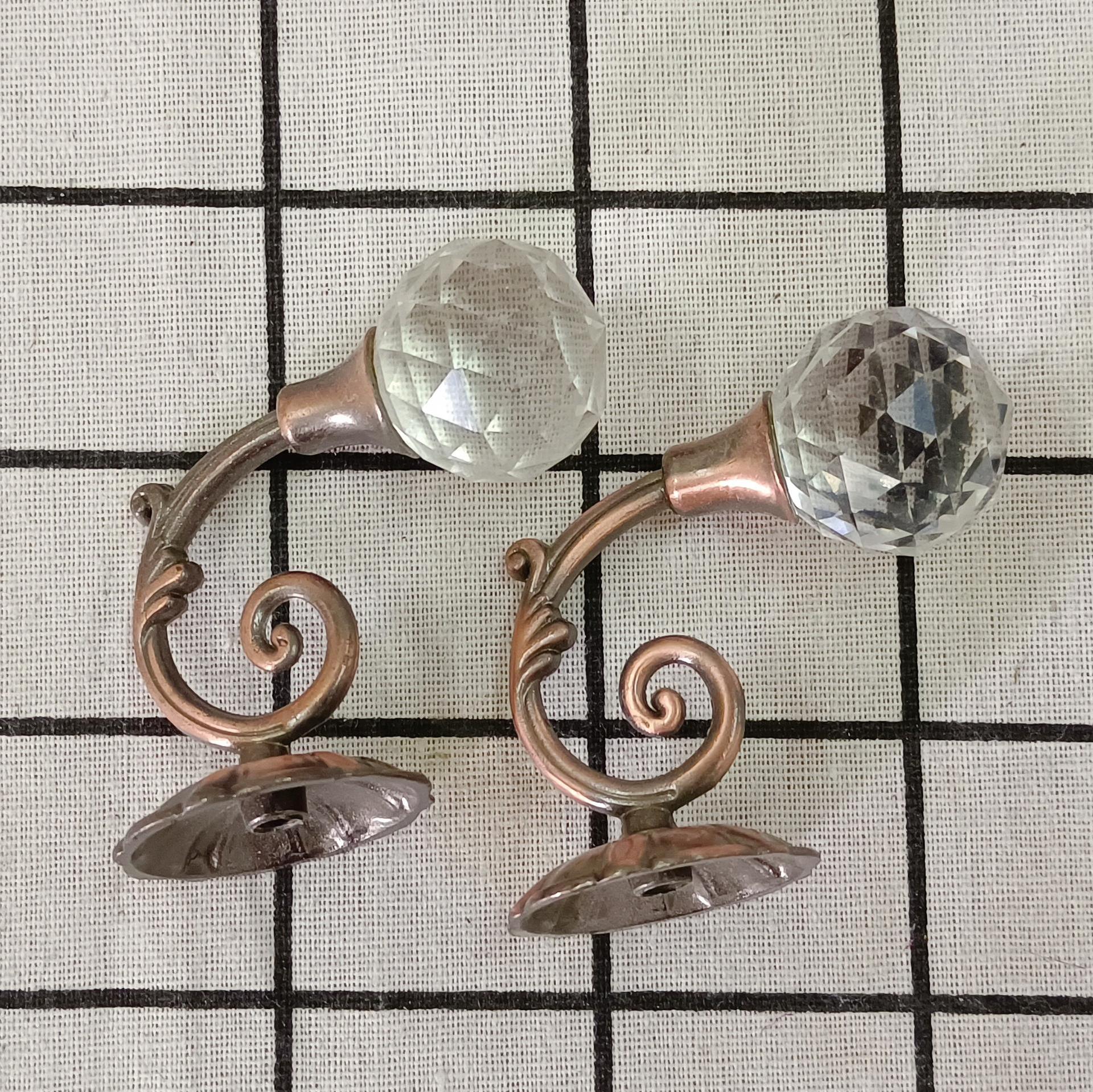 Cross-border fashion curtain hooks, door and window hooks, European alloy crystal hooks, coat and hat hooks, bath curtain hooks, factory direct sales details Picture