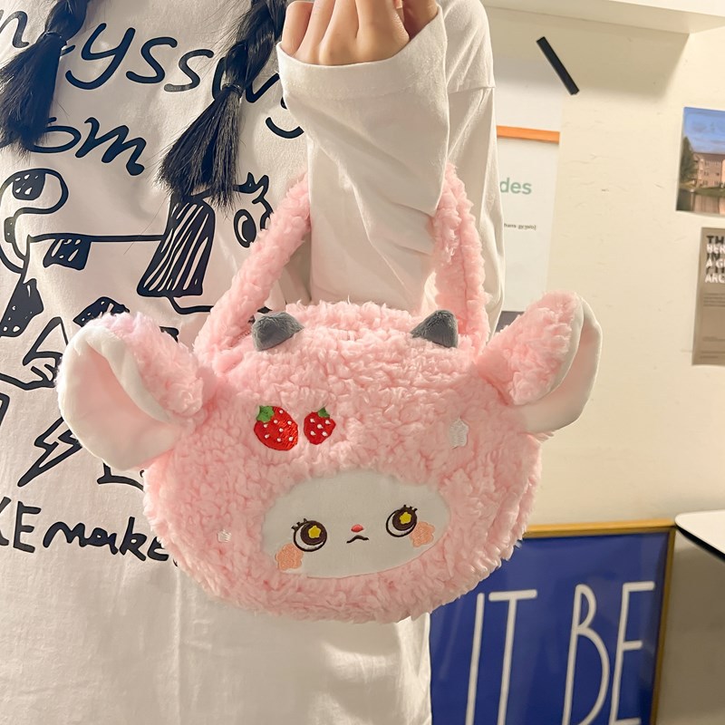 Lambskin, cute little sheep, adorable hand-held round bag, Instagram, girlish heart, Japanese student soft and cute coin purse grab bag details Picture