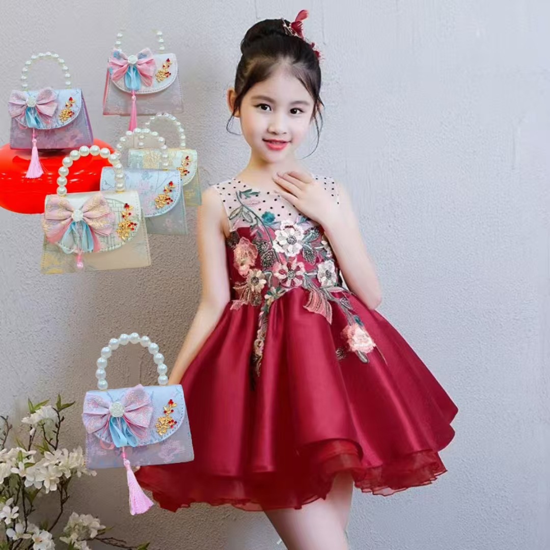 Children's chanel-style single-shoulder bag with a high-end and exquisite feel, little girl's ancient-style coin purse, princess pearl hand-held crossbody bag Specification drawing