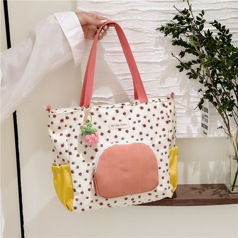 2024 New Japanese-style fresh and light fabric bag, tote bag, strawberry large-capacity single-shoulder crossbody bag, college student class bag Specification drawing