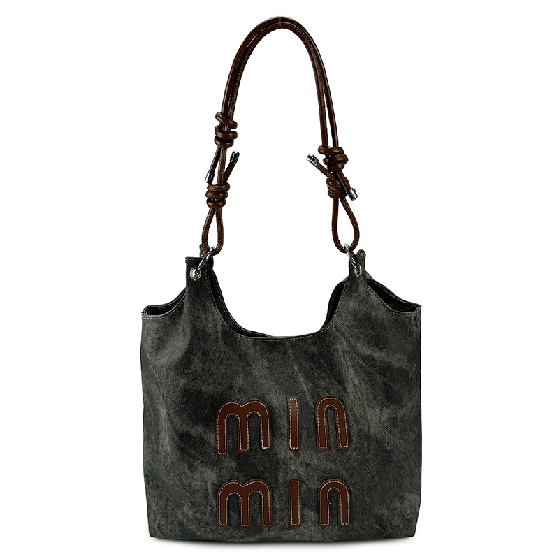 Retro Korean-style denim underarm bag for women, 2024 new fashion and casual handbag, personalized and textured crossbody bag Item Picture