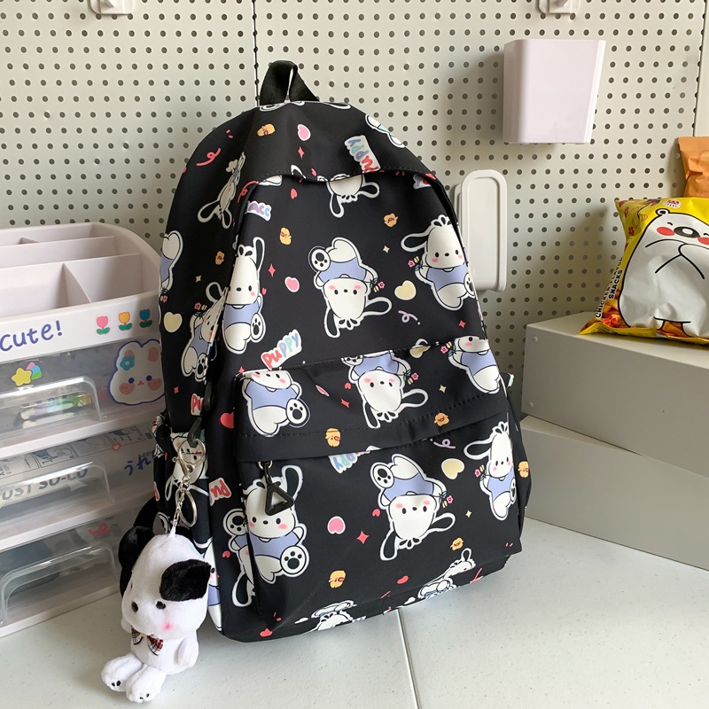 Cute Pacha Dog girl schoolbag, new Instagram backpack for junior high school students, large-capacity backpack for campus and senior high school students Application Scenario