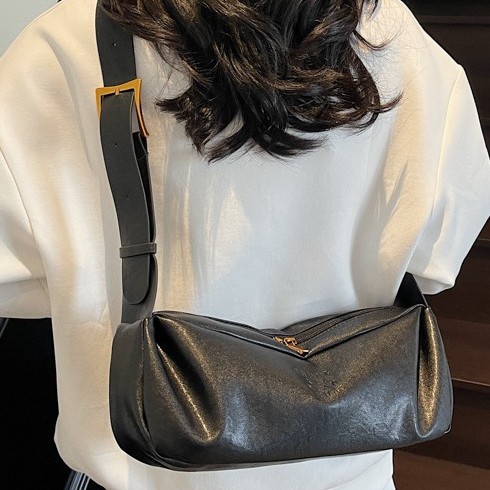Fashionable and simple underarm bag for women, 2025 new spring commuting single-shoulder soft leather crossbody bag Specification drawing