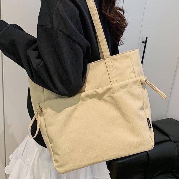 Tote Bag Autumn New large-capacity women's bag, simple and versatile for college students, commuting nylon women's single-shoulder bag full figure
