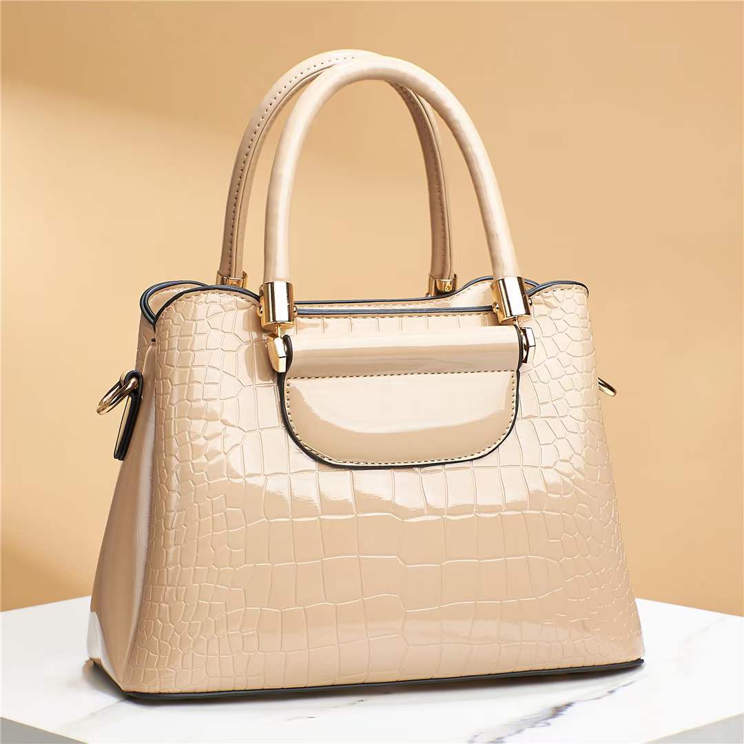 Cross-border foreign trade women's bags 2022 new style patent leather bags, shiny leather single-shoulder crossbody bags, women's bags, European and American handbags wholesale Specification drawing