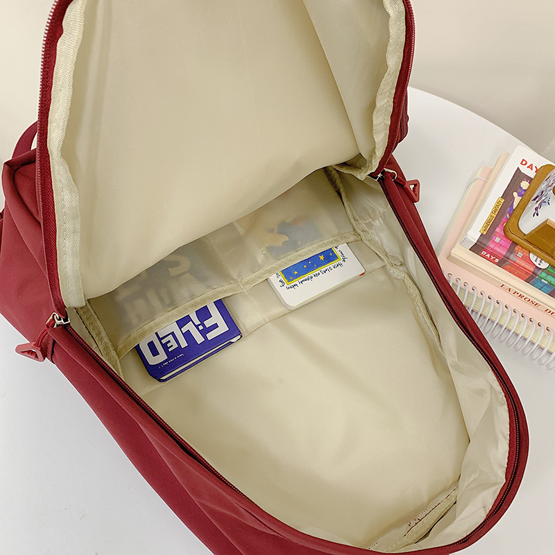 The new winter schoolbag is in the style of Harajuku for primary and secondary school birthdays, a fresh and light backpack, and a forest-themed college student travel backpack Application Scenario