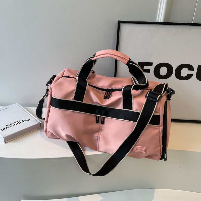 Trendy, lightweight yoga and swimming training bags, men's and women's outdoor hand-held sports and fitness bags, business trip and short travel bags details Picture
