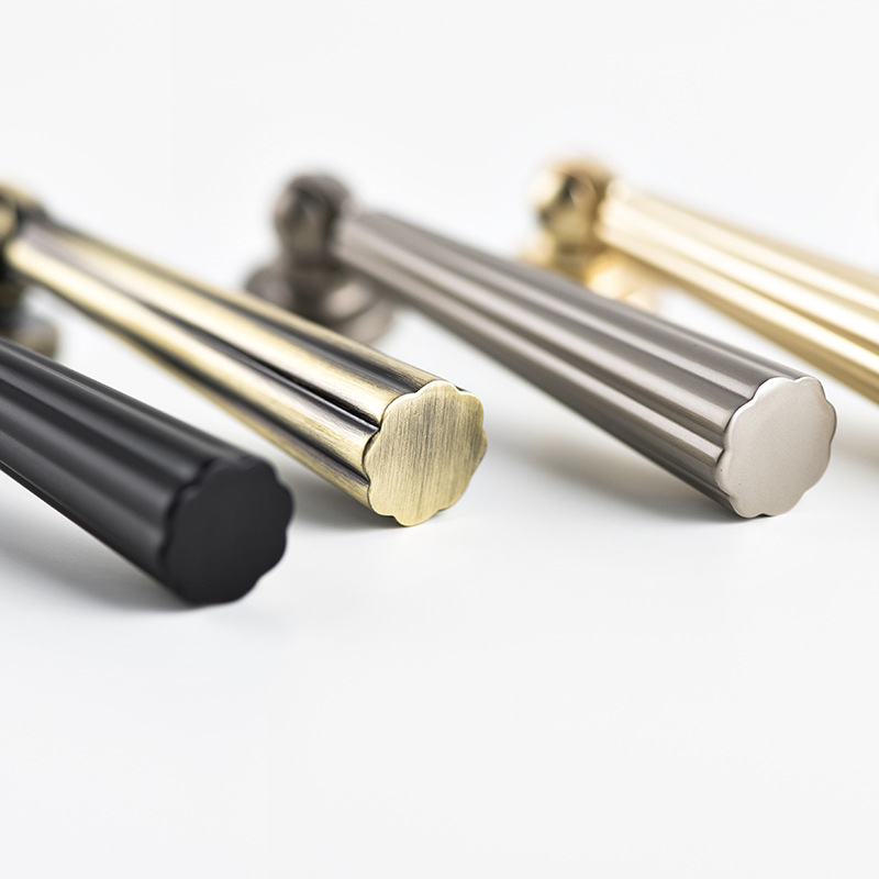 Modern and simple solid single-hole handle, light luxury shoe cabinet, TV cabinet, drawer, wine cabinet, handle, lifting ring, zinc alloy handle details Picture