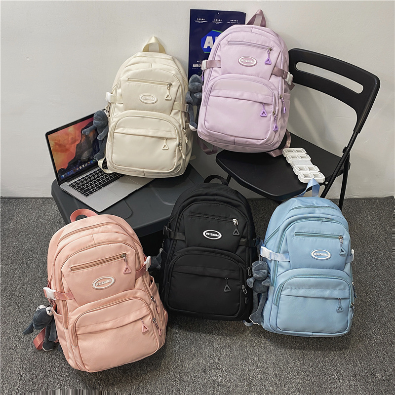 Durable and large-capacity new schoolbag, female college student backpack, female junior high school student, primary school student and high school student computer backpack Application Scenario