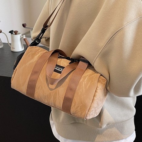 New retro and fashionable handbags for autumn and winter 2024, large-capacity single-shoulder crossbody bag, round bucket bag for work and commuting Application Scenario