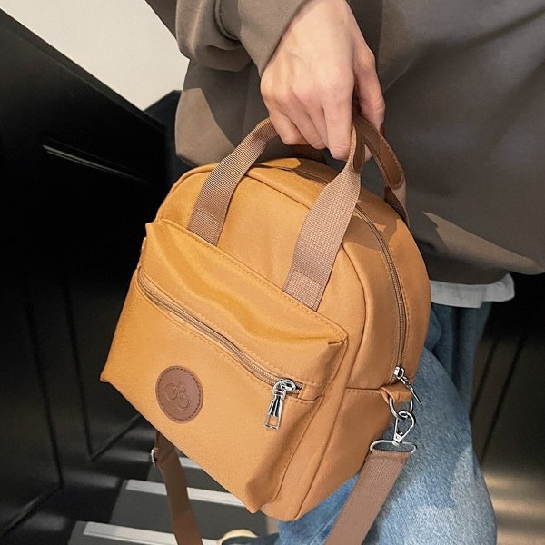 Ladies' casual crossbody small square bag 2024 new washed nylon fabric bag, a small hand-held bag for casual shopping and sightseeing Application Scenario