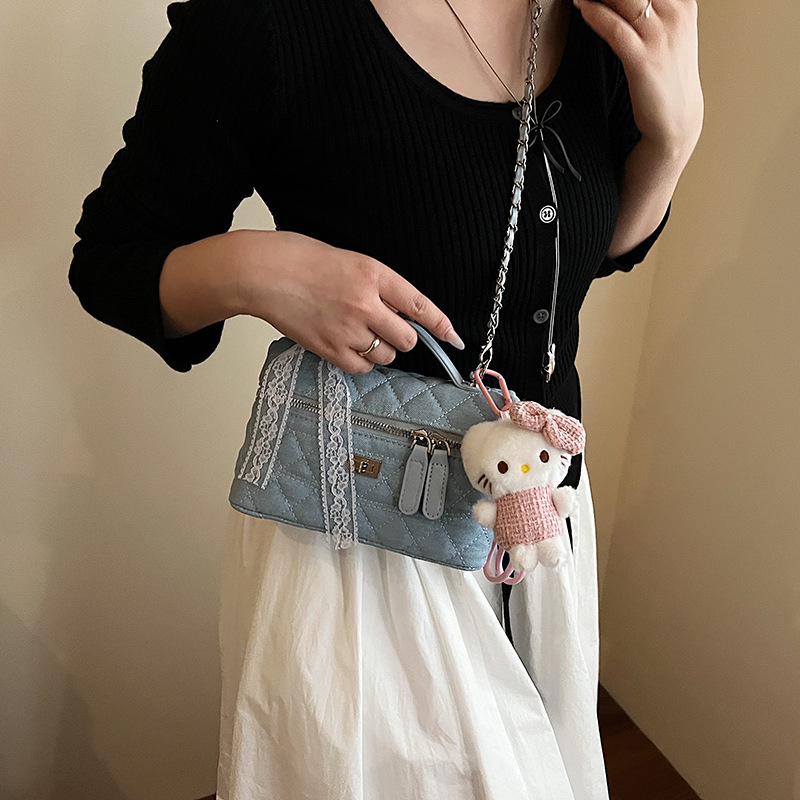 Cross-border diamond-patterned embroidered chain handbag, a super popular casual and versatile fabric single-shoulder crossbody bag for women in 2025 Specification drawing