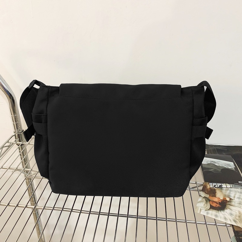 Crossbody bag, women's large-capacity, lightweight and versatile single-shoulder bag, casual commuting messenger bag, men's backpack, college student class bag Specification drawing