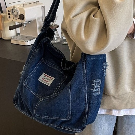 Korean style fashionable casual denim bag for women 2025 new simple commuting single-shoulder bag with large capacity tote bag details Picture
