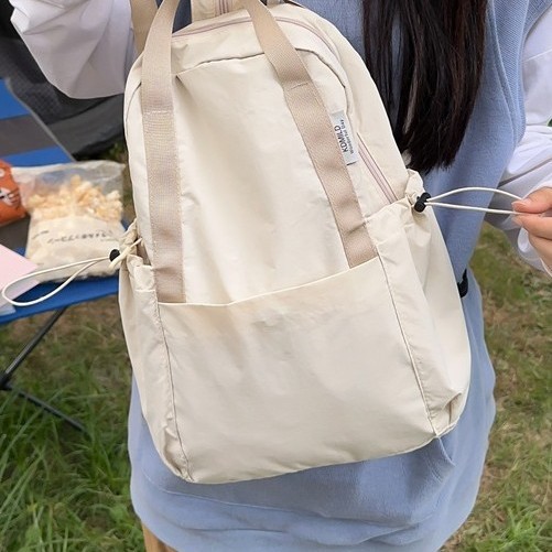 Casual nylon fabric bag small backpack for women 2024 New style fashionable and lightweight travel backpack, dual-purpose crossbody bag trend Application Scenario
