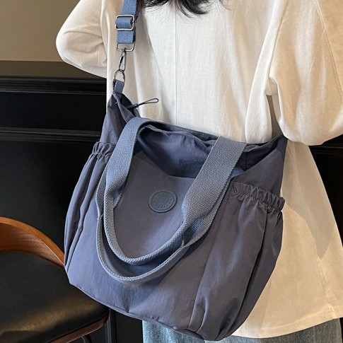 Casual Tote bag for Women 2025 New style, fashionable large-capacity handbag, versatile, artistic, casual and lightweight crossbody bag Specification drawing