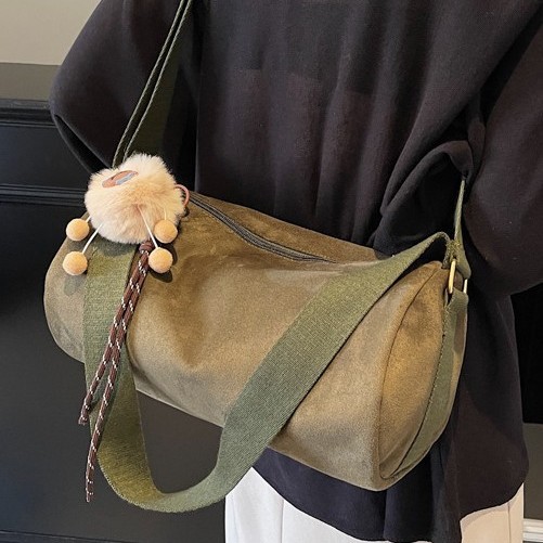 Double single-shoulder travel bag, a Korean version of a niche internet-famous underarm bag and shoulder bag, a retro and fashionable small bag, simple and versatile full figure