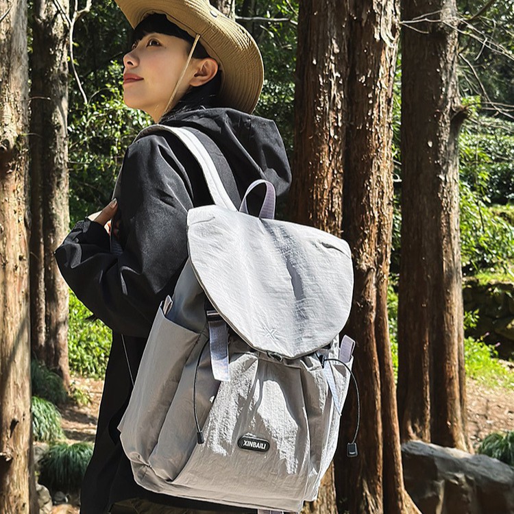 Cross-border outdoor lightweight travel backpack, large-capacity casual backpack, color-blocking commuting college student schoolbag for men and women details Picture