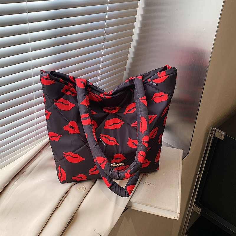 Korean style fashionable printed lip bag for women, 2024 new large-capacity single-shoulder bag for commuting, lightweight cotton jacket tote bag Specification drawing