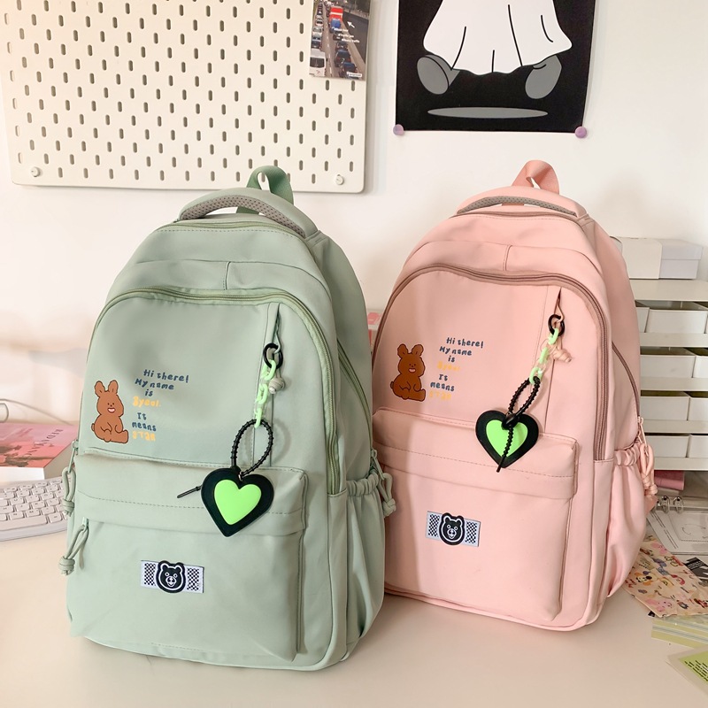 This Japanese-style cute girl backpack is fresh and versatile. It's a casual backpack for going out and has a large capacity. It's a schoolbag for junior high school students on campus Specification drawing