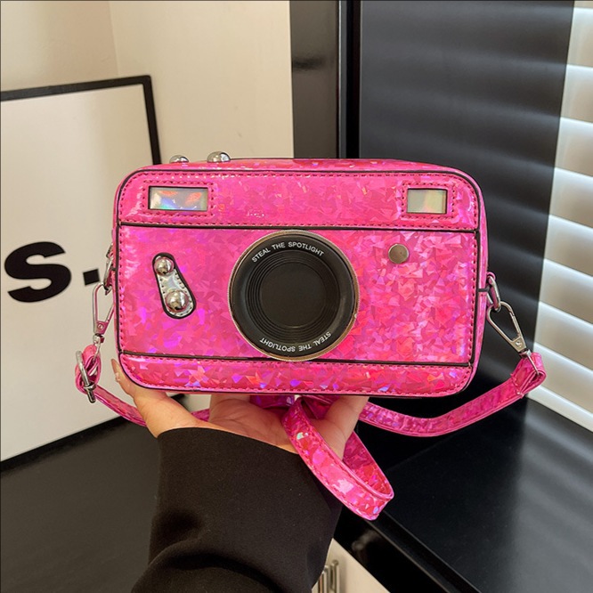Cross-border 2025 New Korean school style contrasting color camera bag, stylish for women, versatile and trendy single-shoulder crossbody bag for commuting full figure