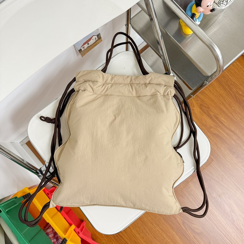 Drawstring bag, single-shoulder crossbody backpack, college student niche travel casual cotton-padded jacket bag, cute and versatile drawstring backpack Specification drawing