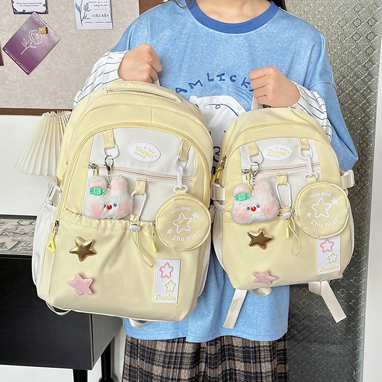 2025 New high-appearance-level cute girl schoolbag, Korean version of Star for junior and senior high school students, large-capacity backpack details Picture