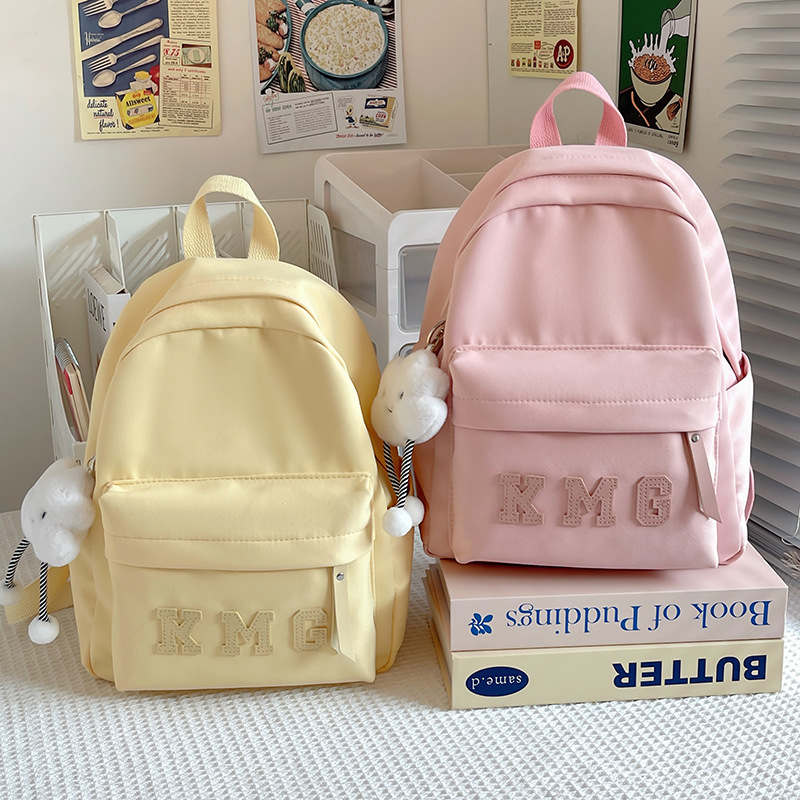 Cross-border backpacking girl's spring outing backpack, simple and casual travel bag, primary school student study tour small schoolbag Application Scenario